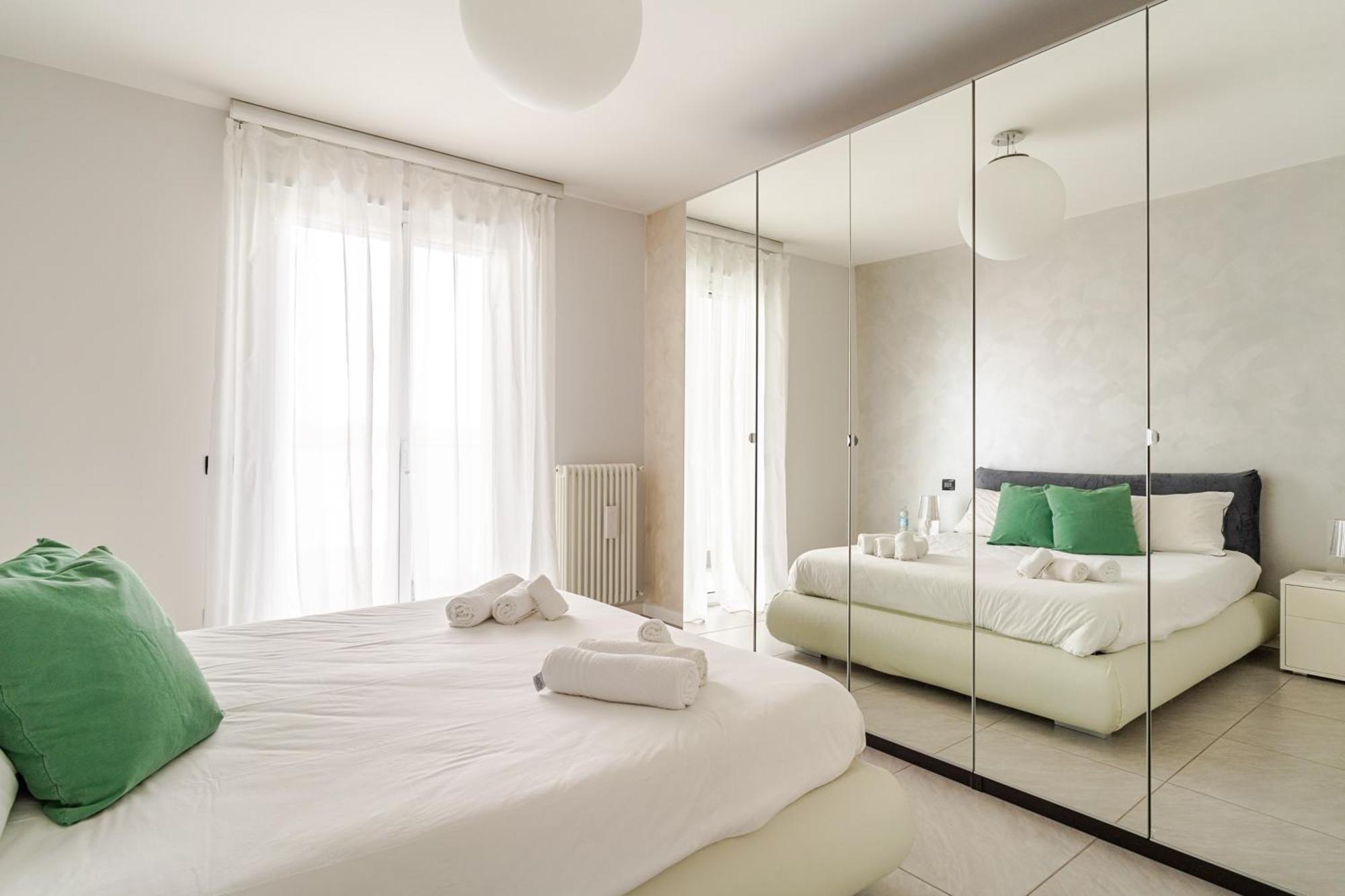 Dalmine Luxury Suite Exteriör bild